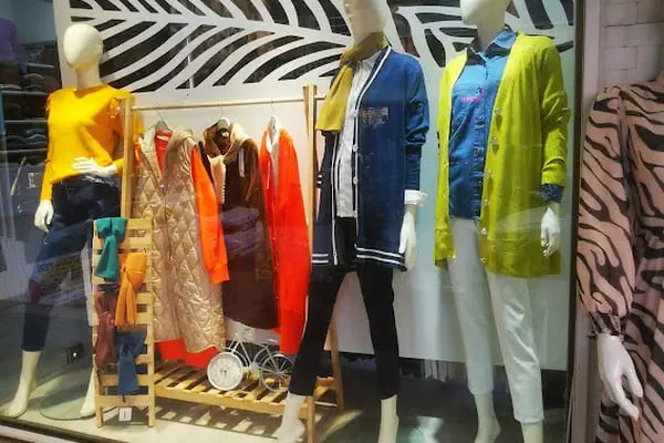 AK MODA ALANYA (okul üniformaları )(hijab store) - Resim 4