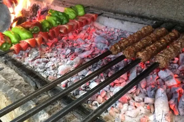Eli Büyük Sadin Usta Et&amp;Kebap Dünyası - Resim 20