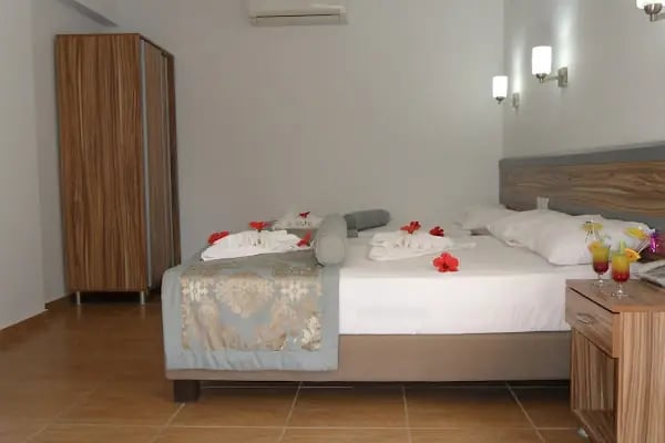 Summer In Garden Suites &amp; Beach Hotel - Resim 8
