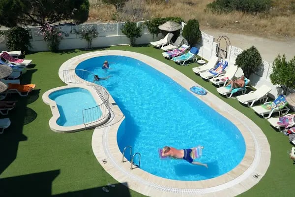 Summer In Garden Suites &amp; Beach Hotel - Resim 7