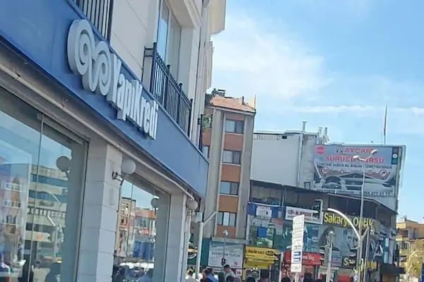Yapı Kredi - Sakarya Şubesi - Resim 16