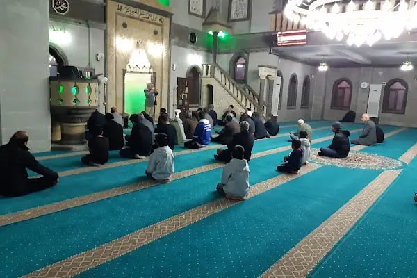 Yakabağları Cami - Resim 15