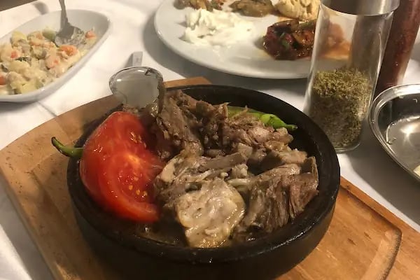 Lokal Bahçe - Resim 3