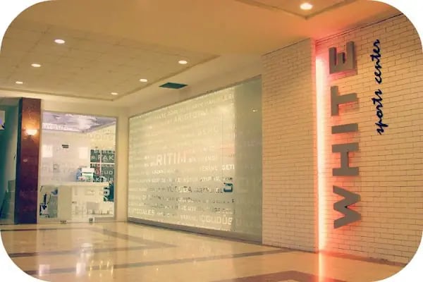 White Sports Center - Resim 3