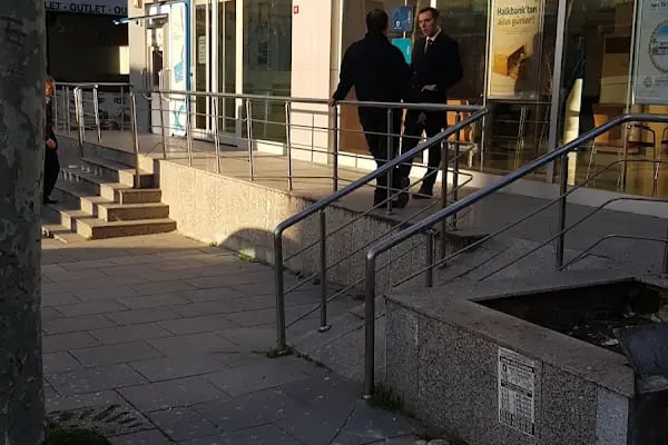 Halkbank Güneşli Çarşı Şubesi - Resim 13