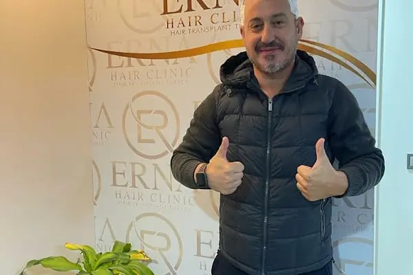 Erna Hair Clinic İzmir Saç Ekim Merkezi - Resim 17