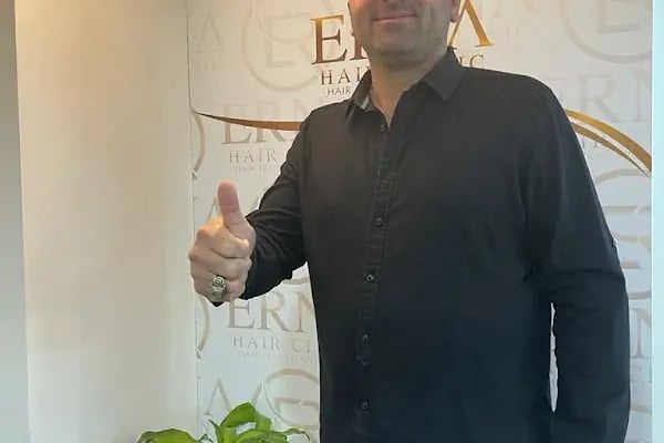 Erna Hair Clinic İzmir Saç Ekim Merkezi - Resim 18