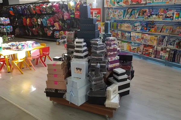 Şafak Park Kitap Kırtasiye - Resim 4