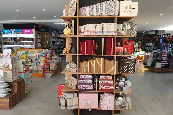 Şafak Park Kitap Kırtasiye - Resim 2