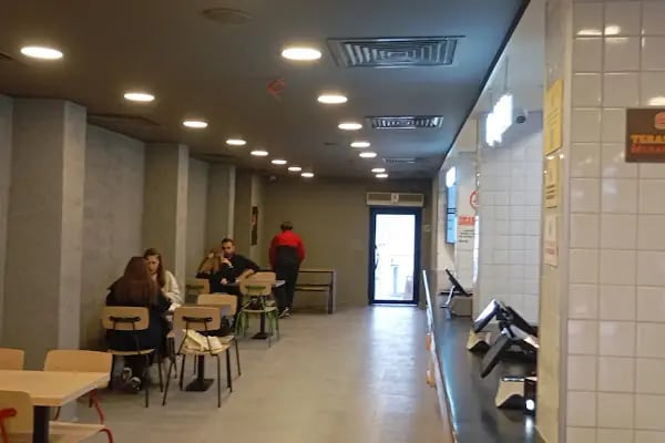 Burger King - Bodrum Çarşı Şubesi - Resim 20