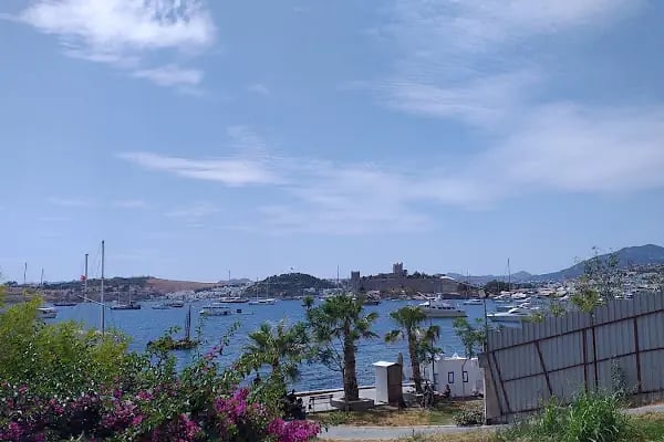 Burger King - Bodrum Çarşı Şubesi - Resim 17