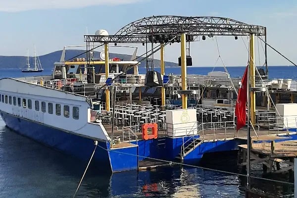 Burger King - Bodrum Çarşı Şubesi - Resim 9