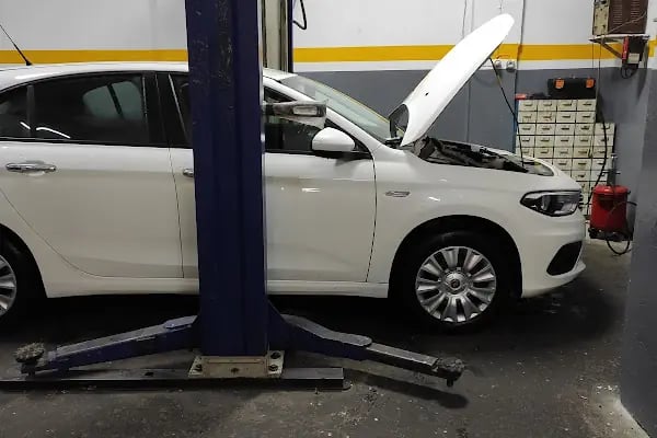 Teknik oto Tamir Yol Yardım Servisi - Resim 19