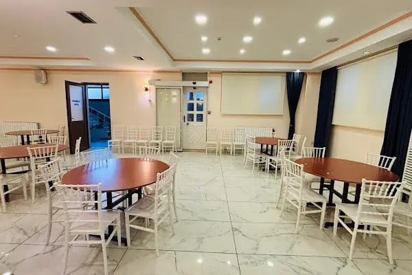 Avcılar Öğrenci Yurdu Konferans Salonu - Resim 1