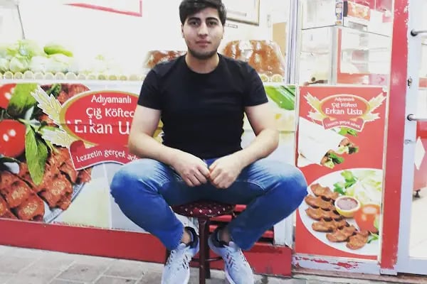 Adıyamanlı Çiğ Köfteci Erkan Usta - Resim 2