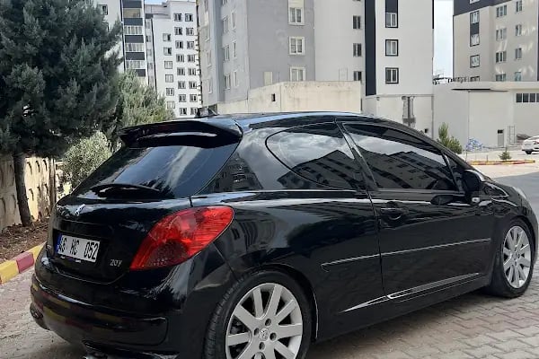 UZMANKARPEJ OTOMOTİV PSA Profesyonel Servis aği bayii - Resim 15