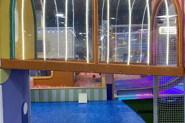 Bowling Metromall - Resim 4