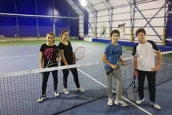 serdivan mavi tenis kulübü - Resim 3