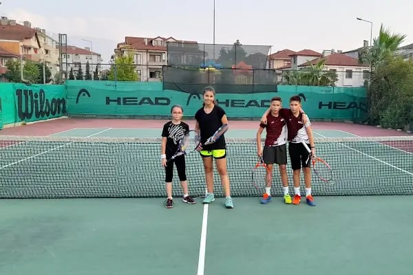 serdivan mavi tenis kulübü - Resim 4