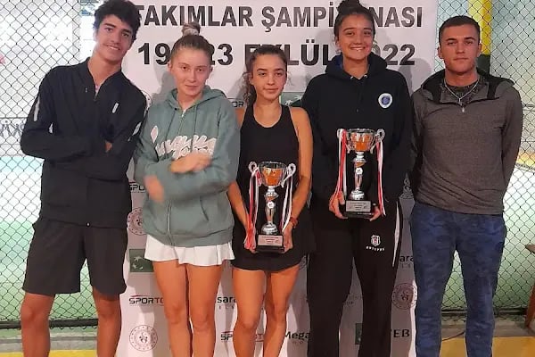 serdivan mavi tenis kulübü - Resim 2