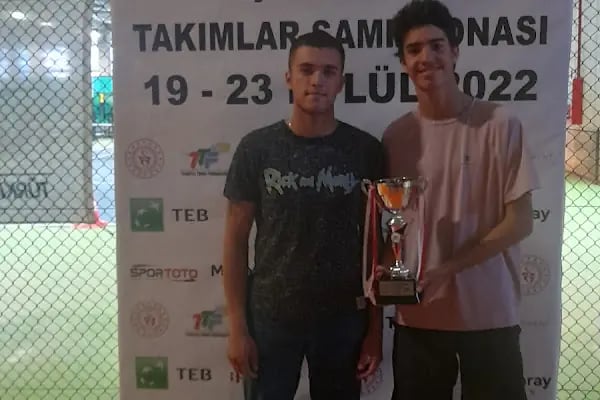 serdivan mavi tenis kulübü - Resim 20
