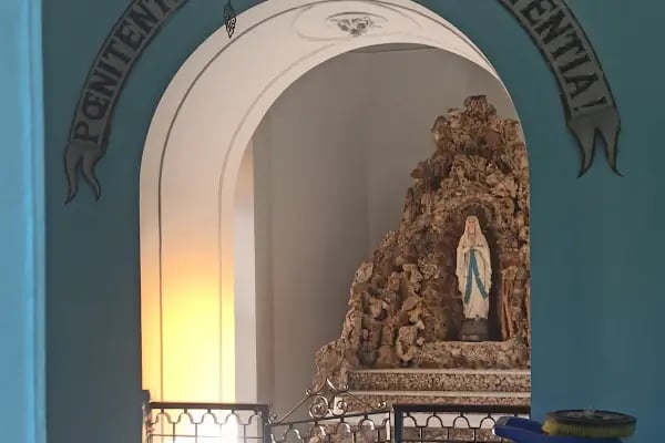 Santa Maria Katolik Kilisesi - Resim 17