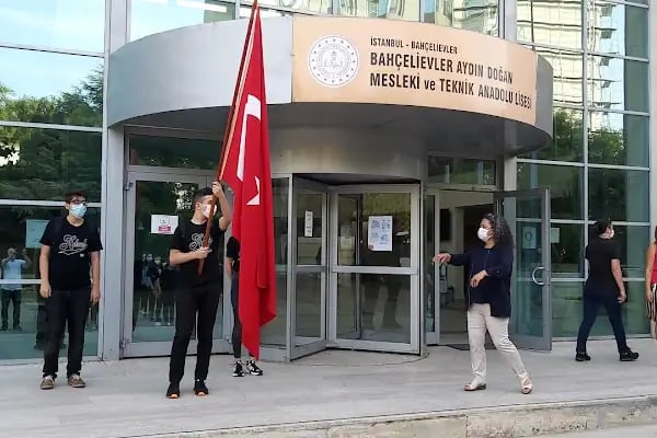 İSTANBUL - BAHÇELİEVLER BAHÇELİEVLER AYDIN DOĞAN MESLEKİ ve TEKNiK ANADOLU LİSESİ - Resim 6