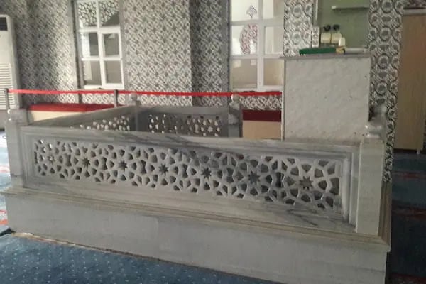 Haraççı Merkez Cami - Resim 12
