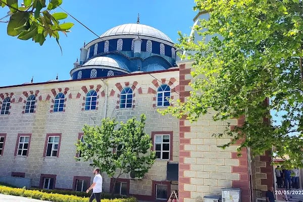 Haraççı Merkez Cami - Resim 3