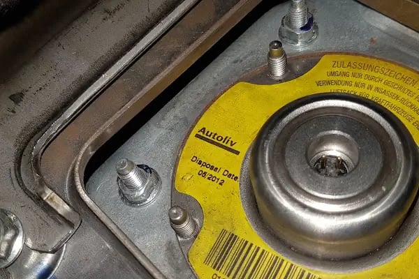 Bilgi Oto Ekspertiz Kaporta Kurtarıcı - Resim 12