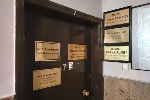 Doç.Dr.Derman Başaran | Kadın Hastalıkları | Jinekolojik Onkoloji | Robotik, Laparoskopik Cerrahi | Rahim, Miyom ve Yumurtalık Ameliyatları | HIPEC, HPV ve Kolposkopi | Ankara - Resim 8