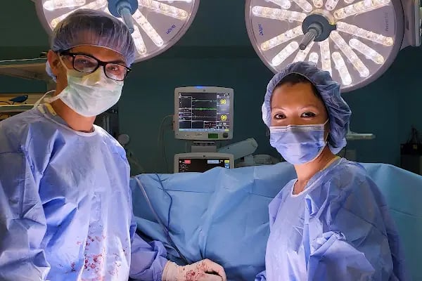 Doç.Dr.Derman Başaran | Kadın Hastalıkları | Jinekolojik Onkoloji | Robotik, Laparoskopik Cerrahi | Rahim, Miyom ve Yumurtalık Ameliyatları | HIPEC, HPV ve Kolposkopi | Ankara - Resim 12