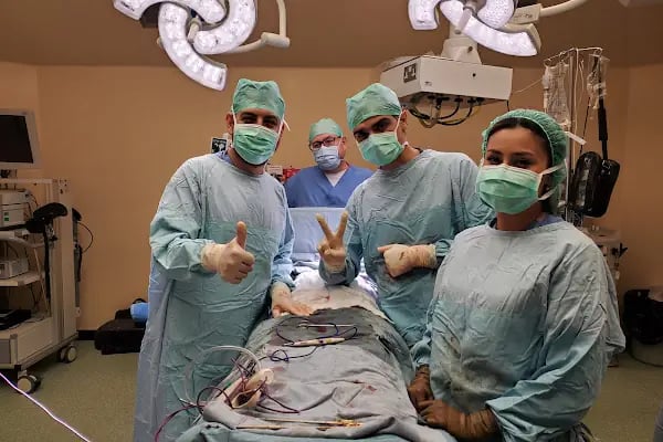Doç.Dr.Derman Başaran | Kadın Hastalıkları | Jinekolojik Onkoloji | Robotik, Laparoskopik Cerrahi | Rahim, Miyom ve Yumurtalık Ameliyatları | HIPEC, HPV ve Kolposkopi | Ankara - Resim 16