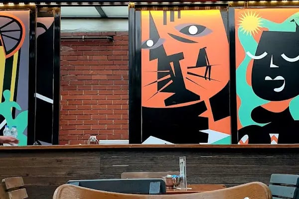 Romekan cafe - Resim 9