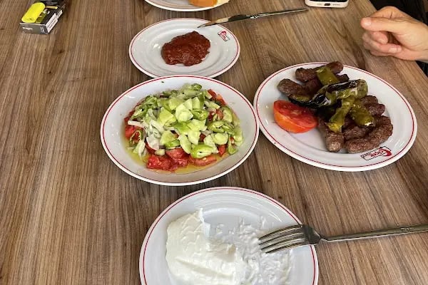 Çiçek Izgara İnegöl Köftecisi - Resim 9