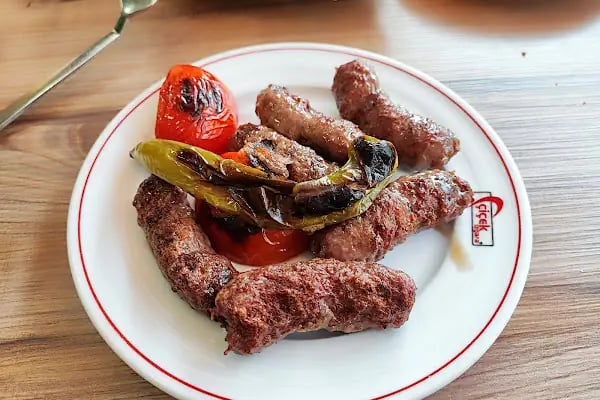 Çiçek Izgara İnegöl Köftecisi - Resim 5