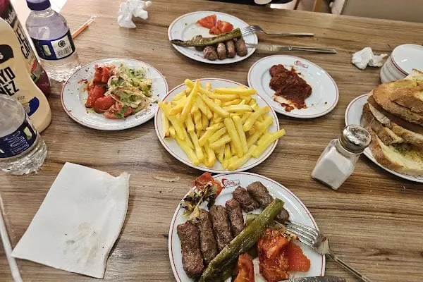 Çiçek Izgara İnegöl Köftecisi - Resim 19