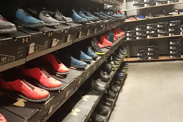 Under Armour - Deepo Outlet Center - Resim 17