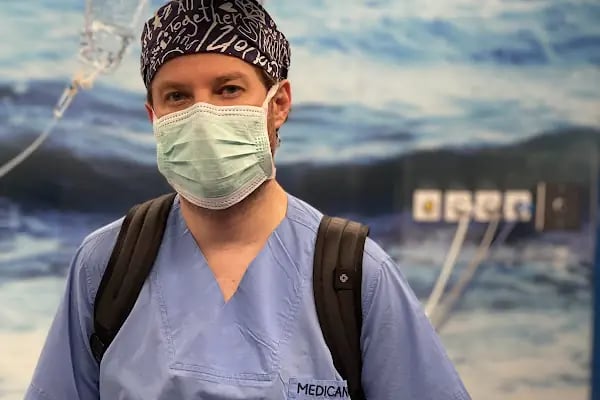 Op. Dr. Türker Üstün Estetik Plastik Cerrahi Kliniği | Jinekomasti İzmir - Resim 18