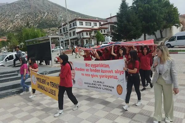 Elmalı Mesleki ve Teknik Anadolu Lisesi - Resim 4