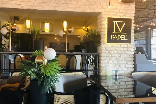IV Papel Cafe Restaurant - Resim 17