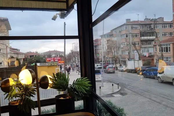 IV Papel Cafe Restaurant - Resim 19