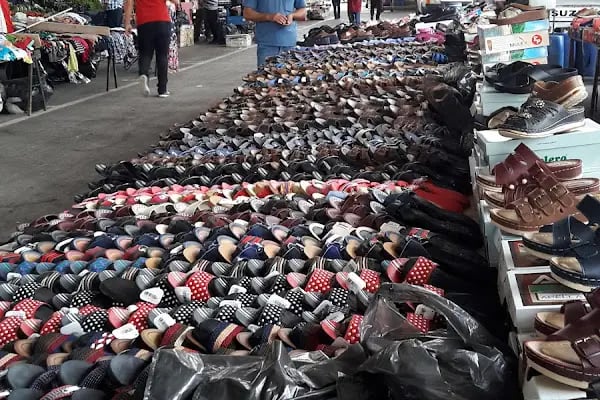 Ceyhan Belediyesi Kapalı Semt Pazar Alanı - Resim 2