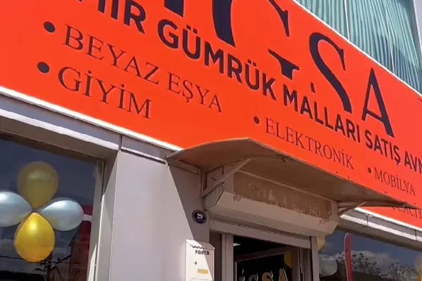 IGSA İZMİR Gümrük MALLARI SATIŞ AVM - Resim 1
