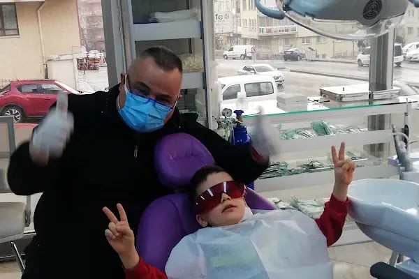 Diş Hekimi Orhan Coşkun Kliniği - Resim 5