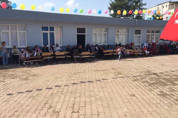 İmamoğlu Halk Egitimi Merkezi - Resim 16