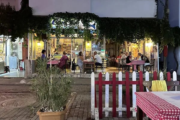 Uncle's Restoran - Resim 3