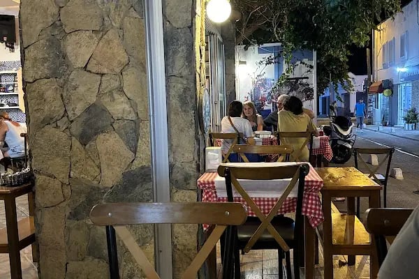 Uncle's Restoran - Resim 12