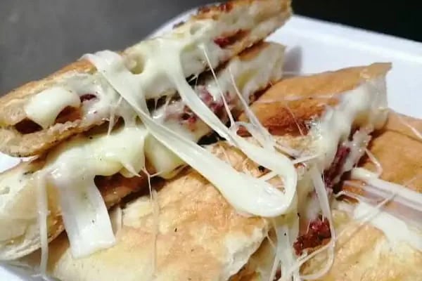 tostçu barış-arnavutköy tostçusu - Resim 1