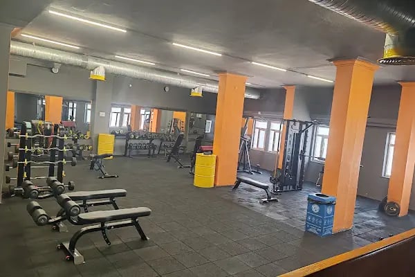 Innova Fitness Center Bay Bayan Spor Merkezi - Resim 18